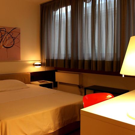 Hotel Garni Centro Chiasso Kültér fotó