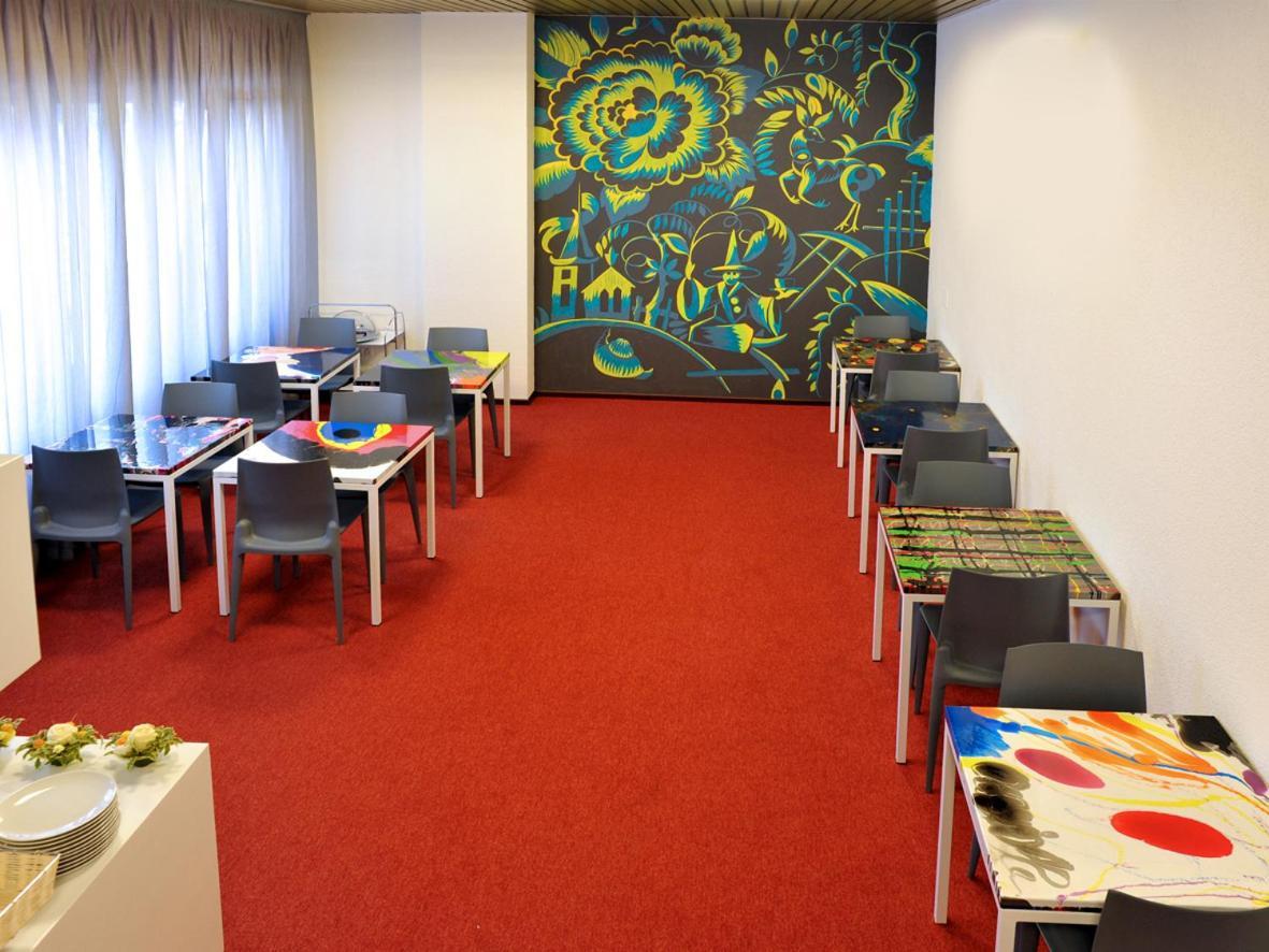 Hotel Garni Centro Chiasso Kültér fotó